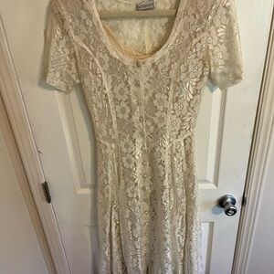 Vintage starlina lace dress 😍